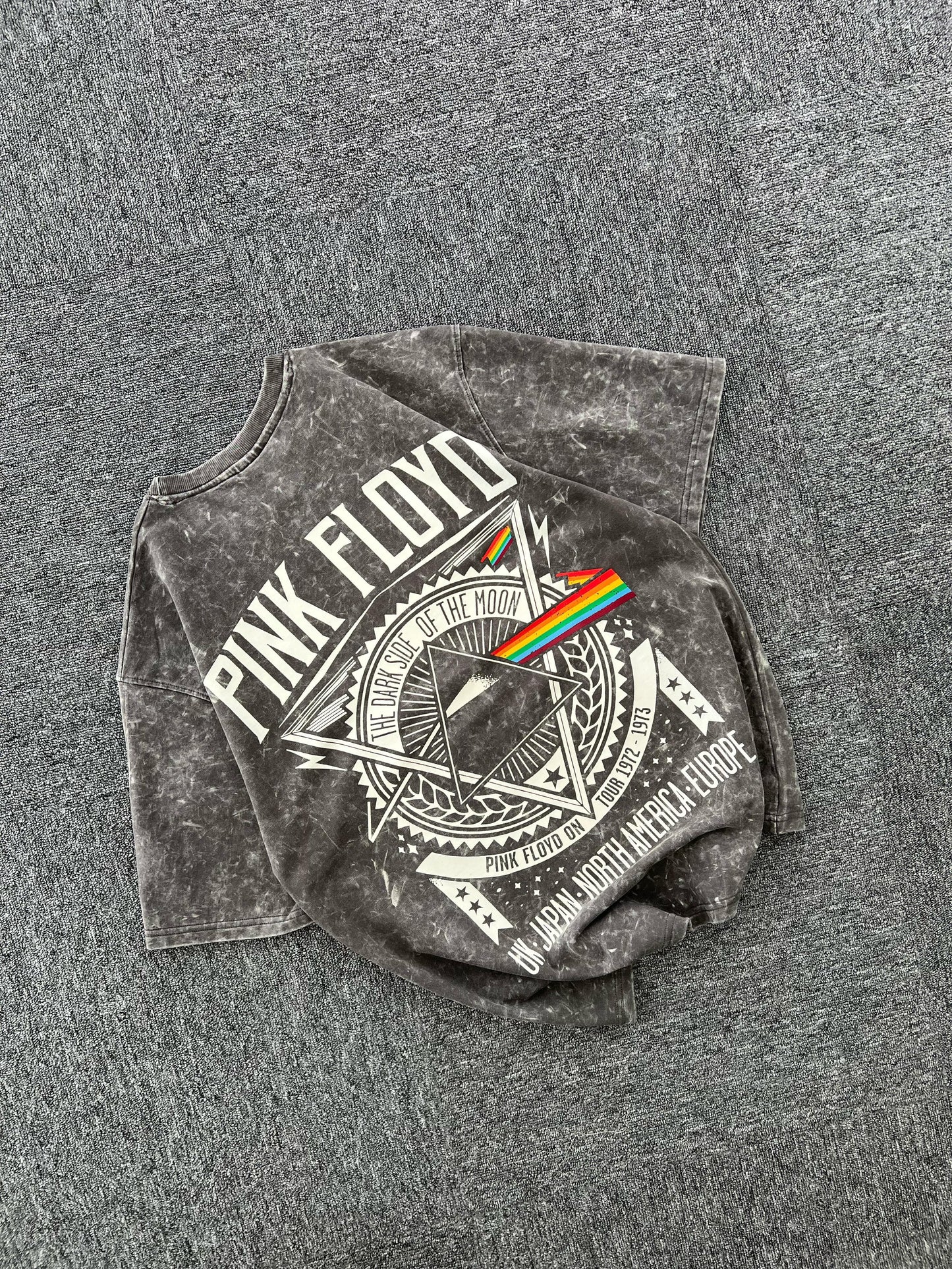 "Pink Floyd Premium Fit: 240 GSM 100% Cotton Oversized T-Shirt"